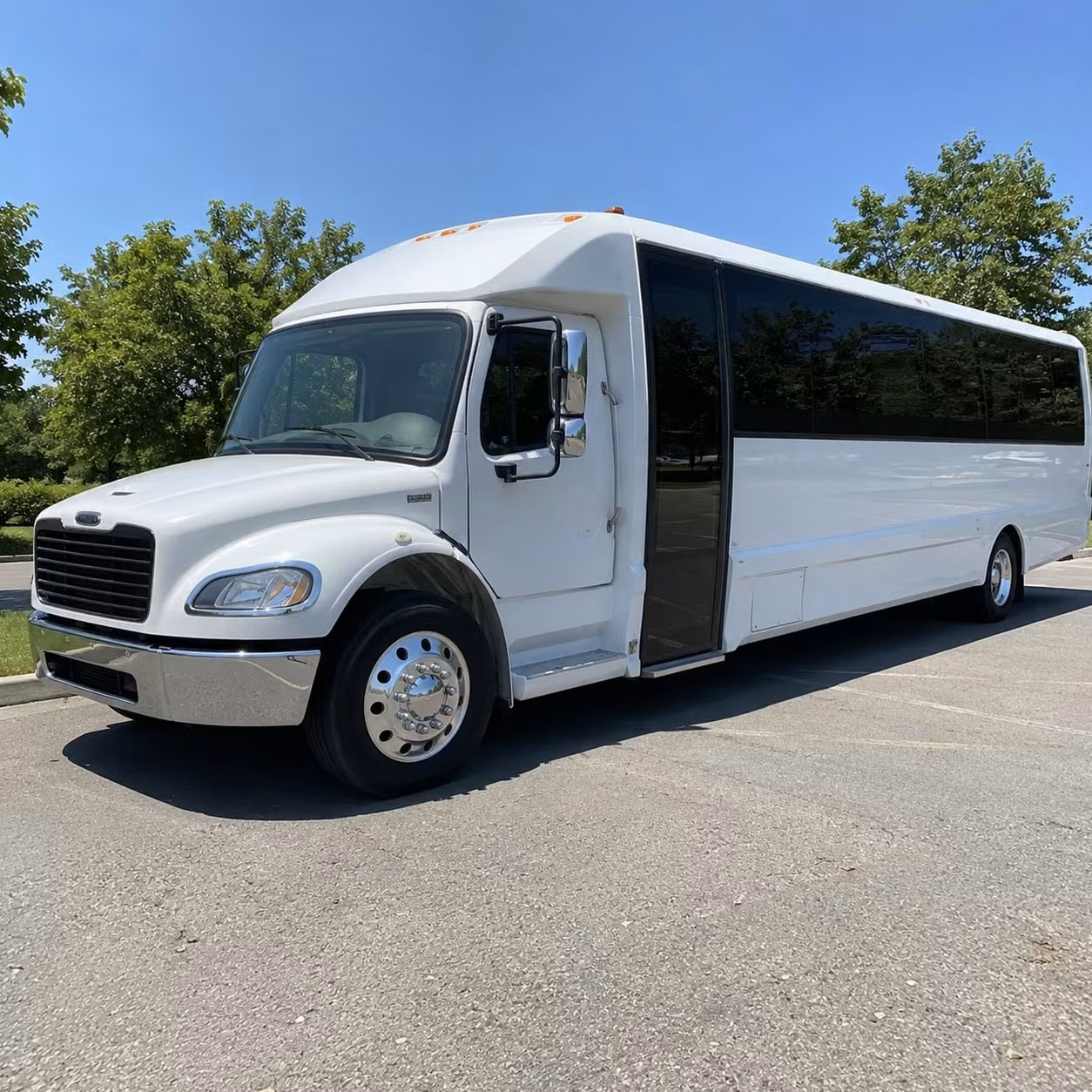 chula vista 15 passenger minibus rental