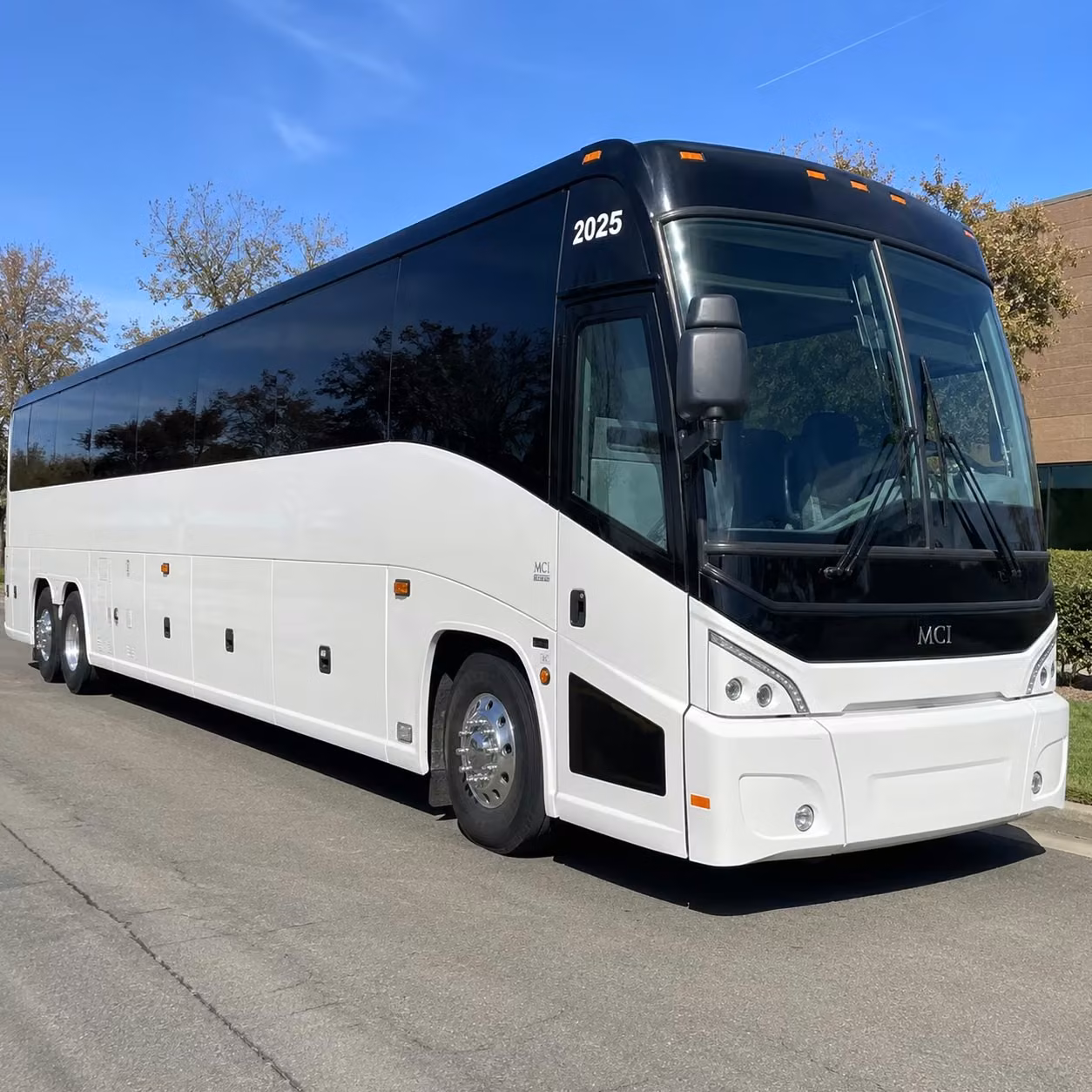 long distance and multi day corporate charter bus rentals from chula vista